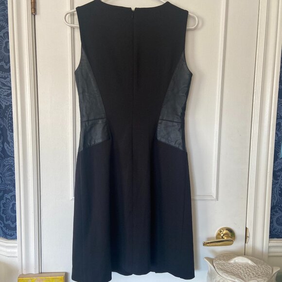 Lauren Ralph Lauren - Black Knee length dress with faux leather detail Size 6P - Picture 4 of 13